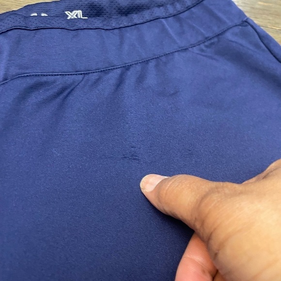 Under Armour, blue track pants with slim fit, and elastic waistband XL - Picture 10 of 12
